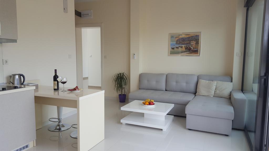 Guesthouse Laterna Herceg Novi Esterno foto